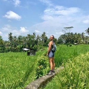 Meet your Posher, Lauren